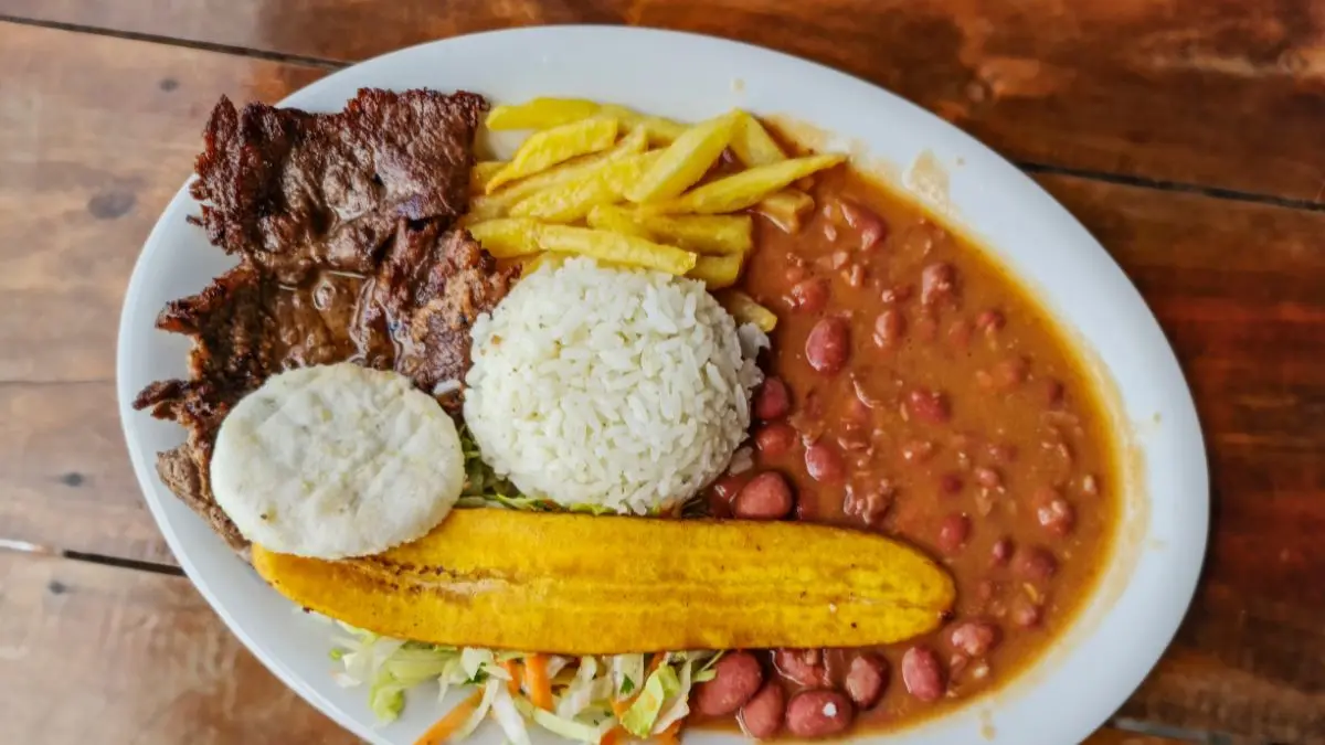Almuerzo Corriente
